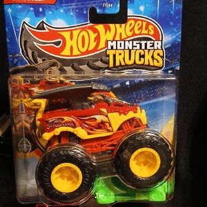 Dragonizer Hot Wheels Monster Truck - Red and Yellow